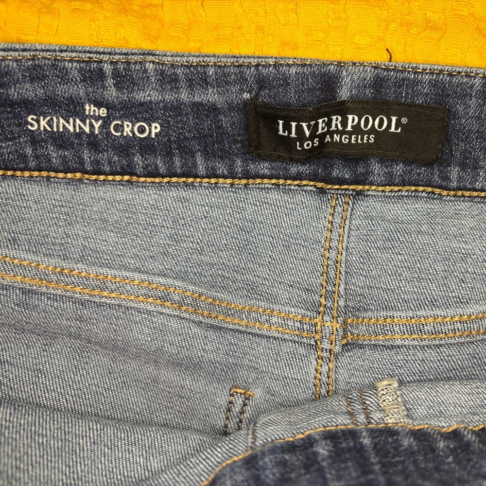 Liverpool The Skinny Crop Jeans - Picture 14 of 16